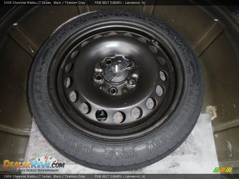 2006 Chevrolet Malibu LT Sedan Black / Titanium Gray Photo #22