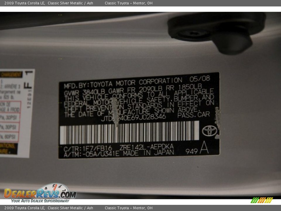 2009 Toyota Corolla LE Classic Silver Metallic / Ash Photo #18