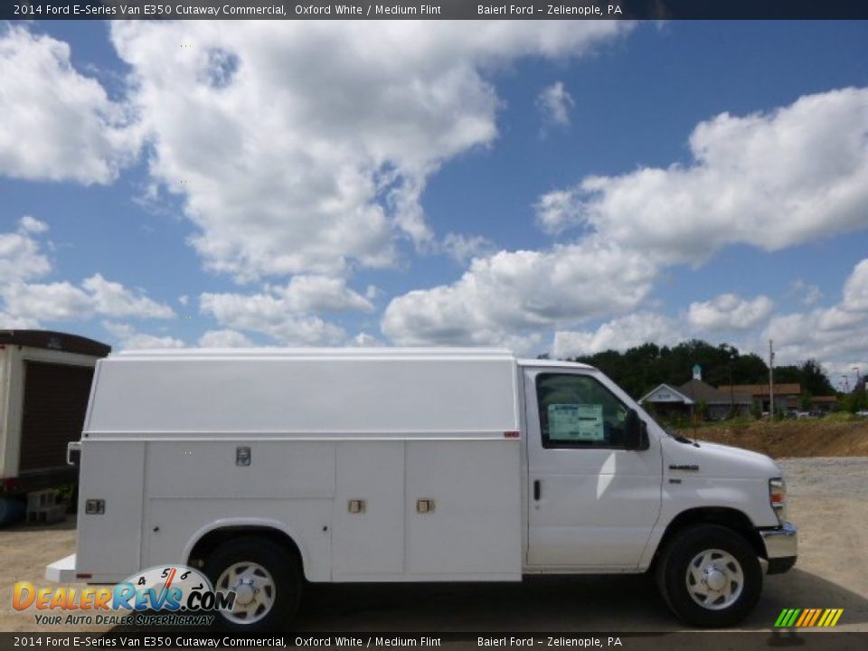 2014 Ford E-Series Van E350 Cutaway Commercial Oxford White / Medium Flint Photo #1