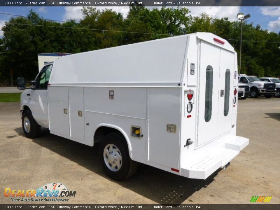 2014 Ford E-Series Van E350 Cutaway Commercial Oxford White / Medium Flint Photo #6