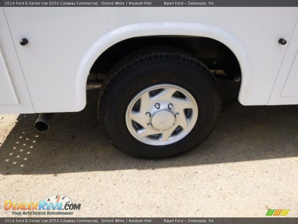 2014 Ford E-Series Van E350 Cutaway Commercial Oxford White / Medium Flint Photo #9
