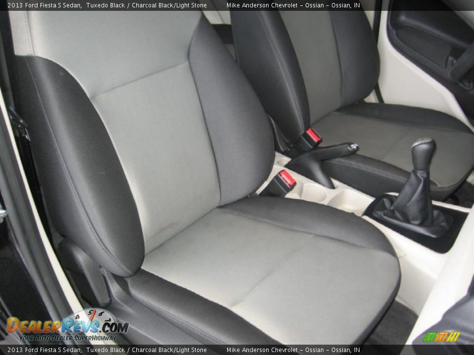 2013 Ford Fiesta S Sedan Tuxedo Black / Charcoal Black/Light Stone Photo #10