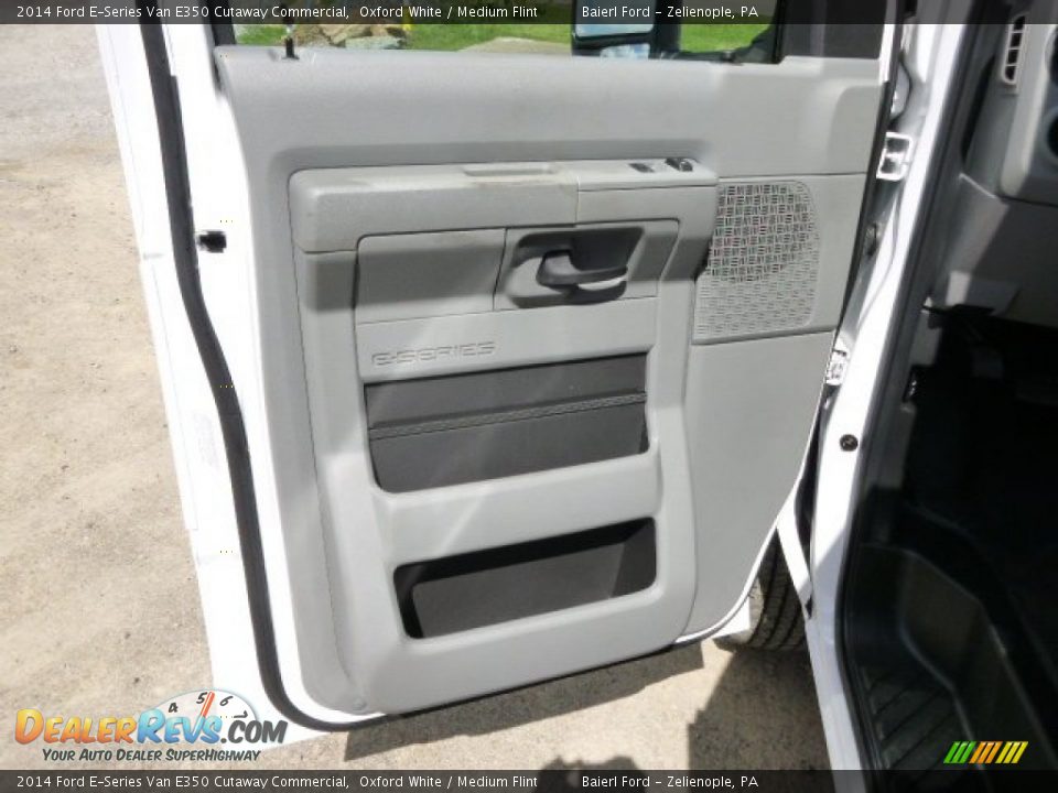 2014 Ford E-Series Van E350 Cutaway Commercial Oxford White / Medium Flint Photo #15