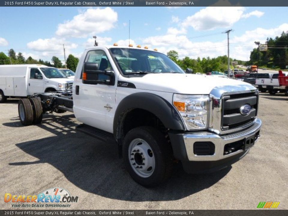 2015 Ford F450 Super Duty XL Regular Cab Chassis Oxford White / Steel Photo #2