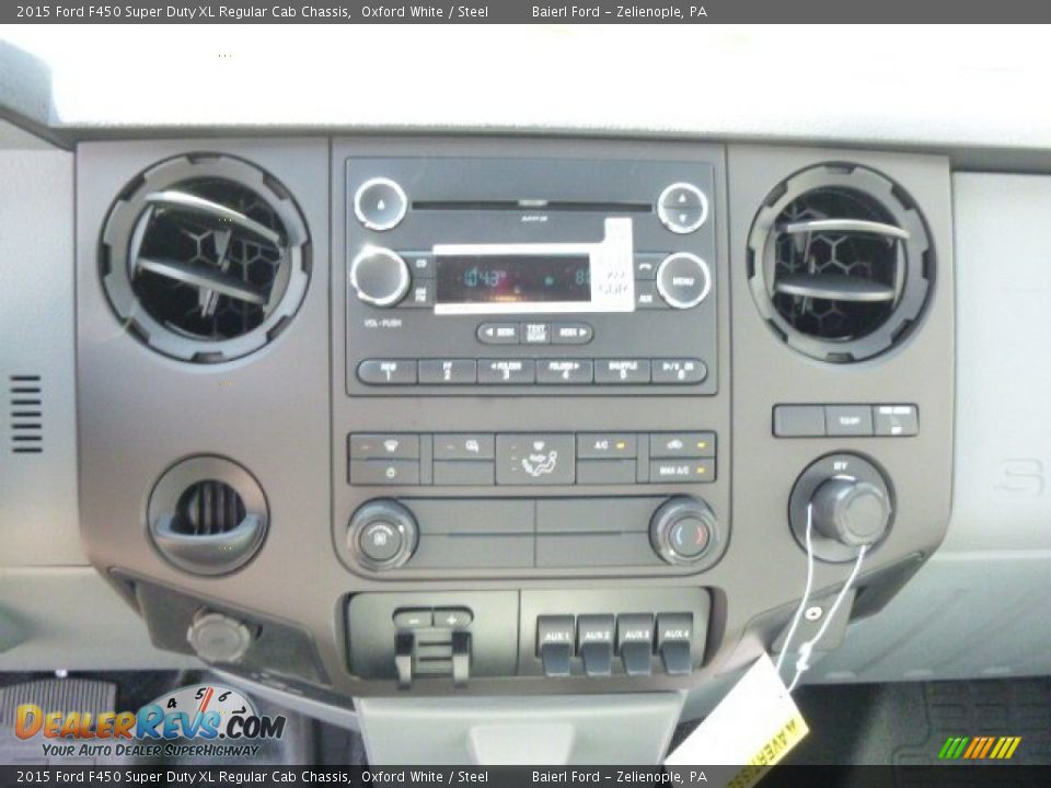 Controls of 2015 Ford F450 Super Duty XL Regular Cab Chassis Photo #14