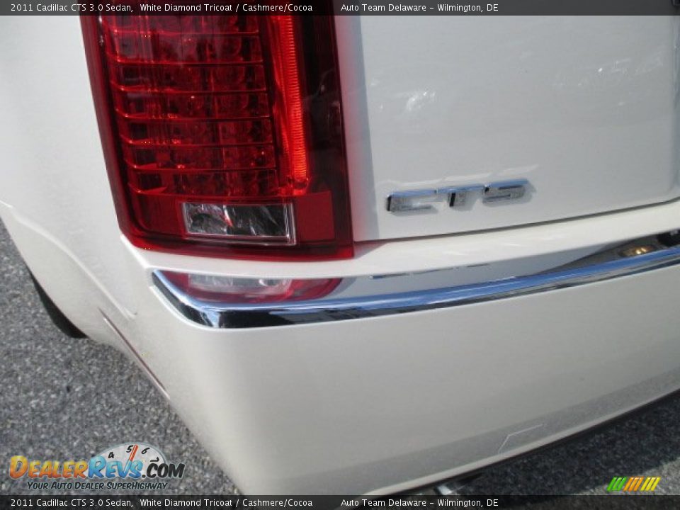 2011 Cadillac CTS 3.0 Sedan White Diamond Tricoat / Cashmere/Cocoa Photo #28