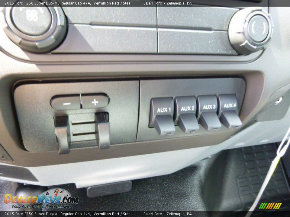 Controls of 2015 Ford F350 Super Duty XL Regular Cab 4x4 Photo #18