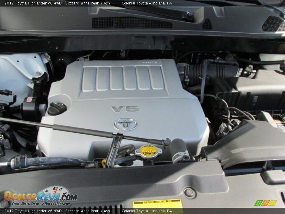 2012 Toyota Highlander V6 4WD Blizzard White Pearl / Ash Photo #11