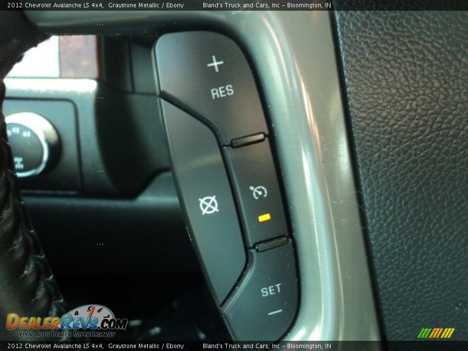 2012 Chevrolet Avalanche LS 4x4 Graystone Metallic / Ebony Photo #13