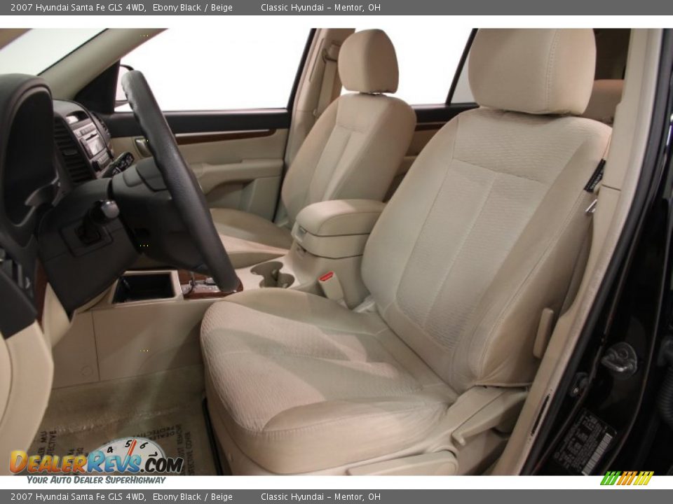 Front Seat of 2007 Hyundai Santa Fe GLS 4WD Photo #5
