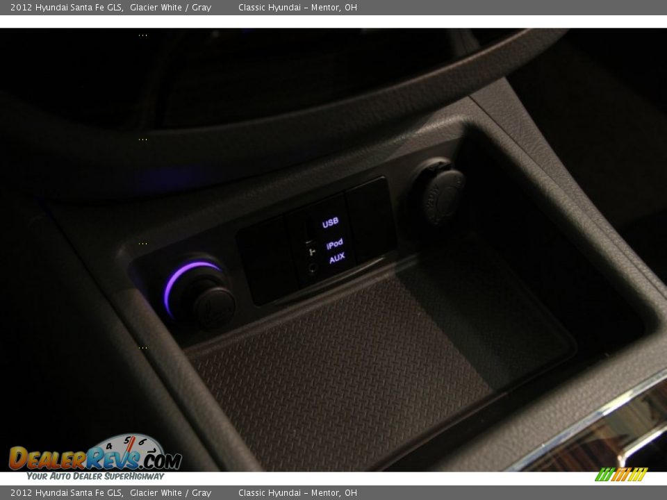 2012 Hyundai Santa Fe GLS Glacier White / Gray Photo #10