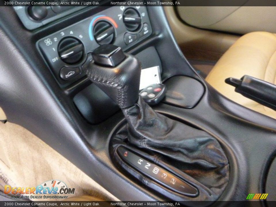 2000 Chevrolet Corvette Coupe Shifter Photo #17