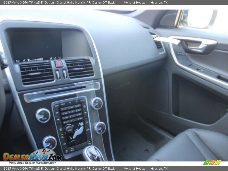 2015 Volvo XC60 T6 AWD R-Design Crystal White Metallic / R-Design Off Black Photo #12