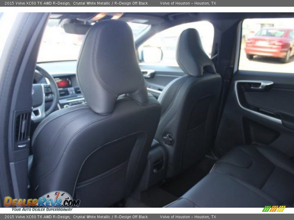 2015 Volvo XC60 T6 AWD R-Design Crystal White Metallic / R-Design Off Black Photo #25