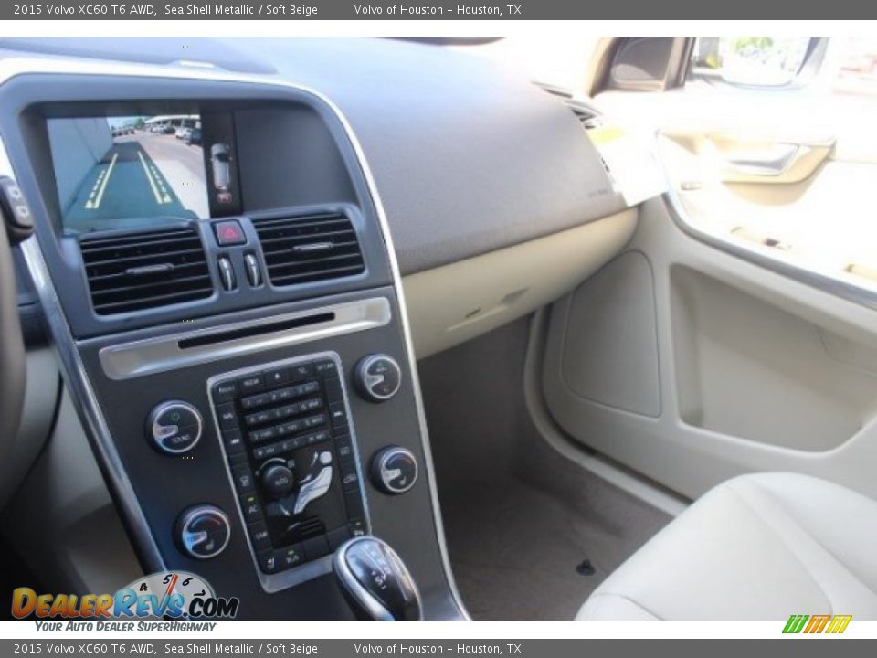 2015 Volvo XC60 T6 AWD Sea Shell Metallic / Soft Beige Photo #12