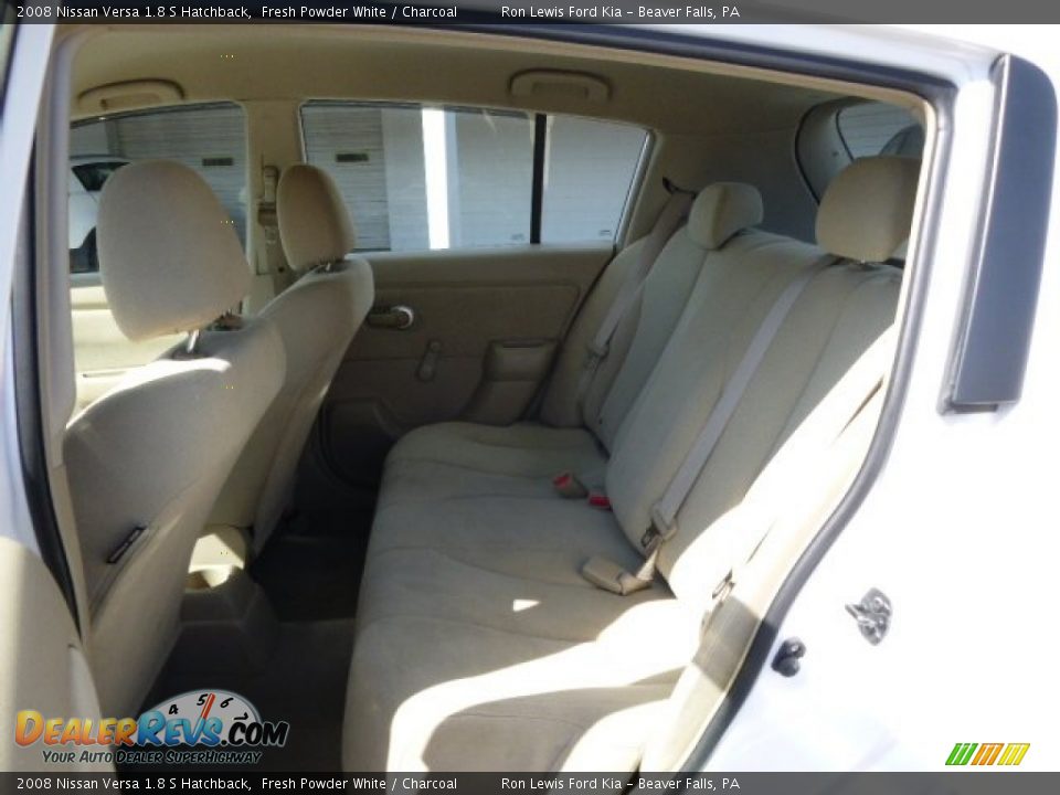 2008 Nissan Versa 1.8 S Hatchback Fresh Powder White / Charcoal Photo #12