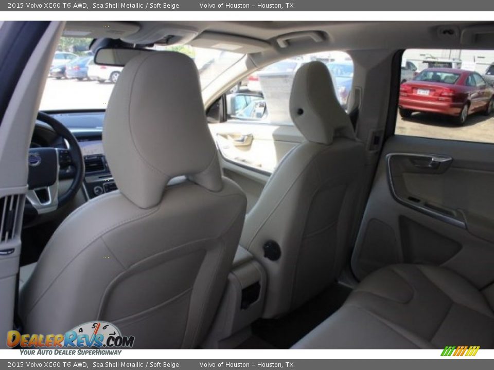 2015 Volvo XC60 T6 AWD Sea Shell Metallic / Soft Beige Photo #23