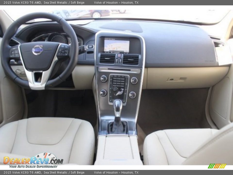 2015 Volvo XC60 T6 AWD Sea Shell Metallic / Soft Beige Photo #25