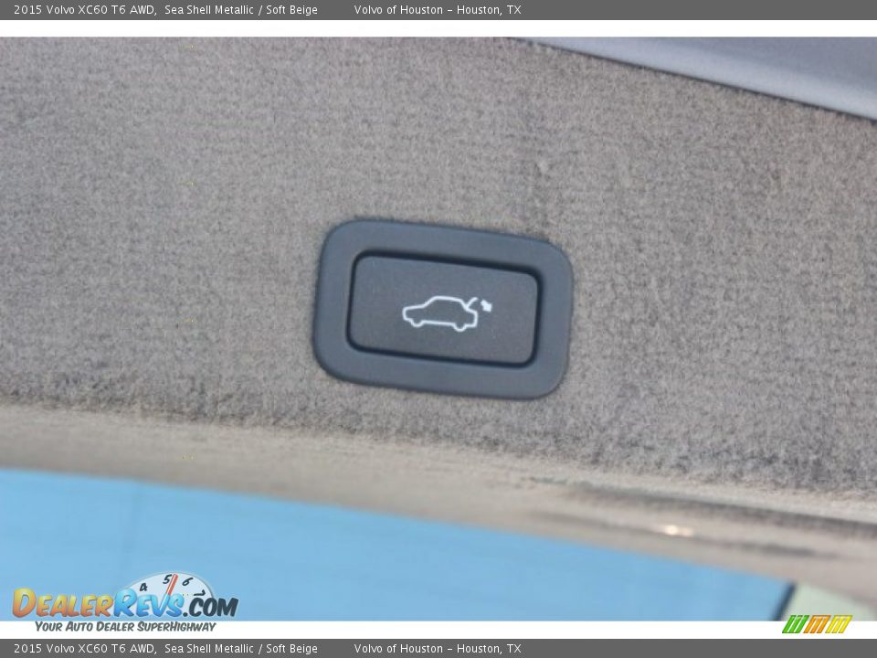 2015 Volvo XC60 T6 AWD Sea Shell Metallic / Soft Beige Photo #28
