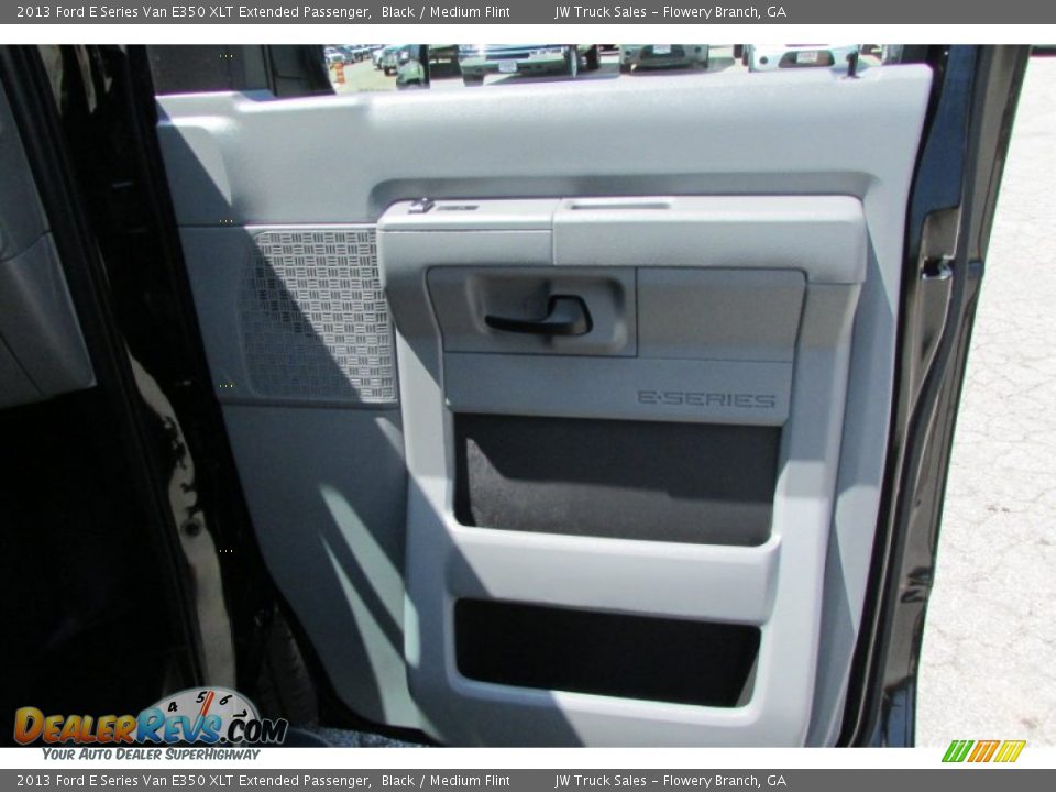2013 Ford E Series Van E350 XLT Extended Passenger Black / Medium Flint Photo #30