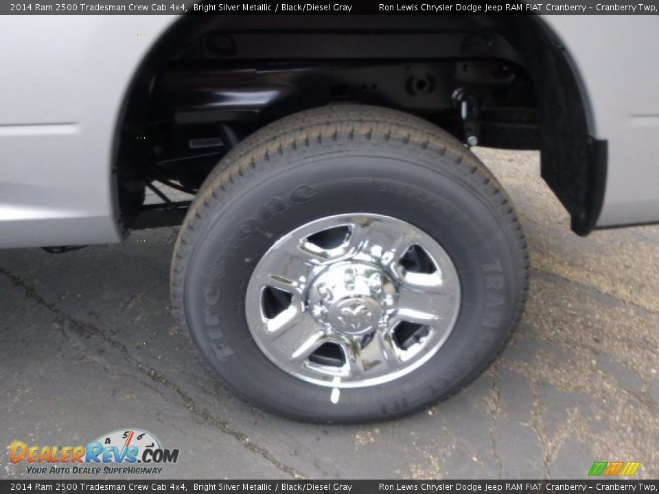 2014 Ram 2500 Tradesman Crew Cab 4x4 Bright Silver Metallic / Black/Diesel Gray Photo #9