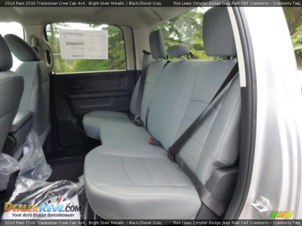 2014 Ram 2500 Tradesman Crew Cab 4x4 Bright Silver Metallic / Black/Diesel Gray Photo #12