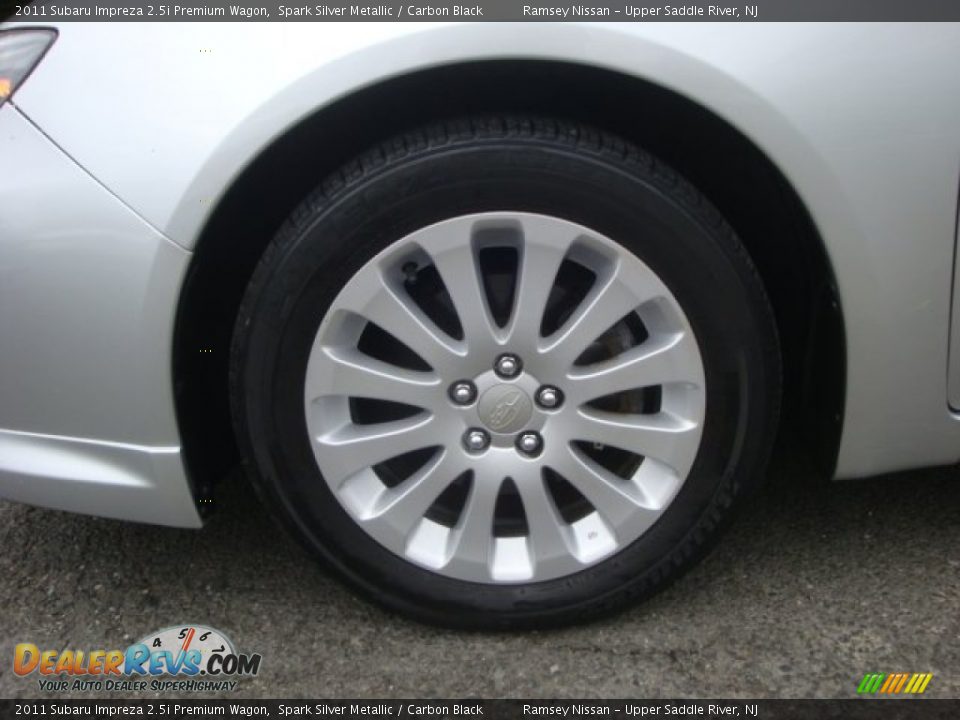 2011 Subaru Impreza 2.5i Premium Wagon Spark Silver Metallic / Carbon Black Photo #9