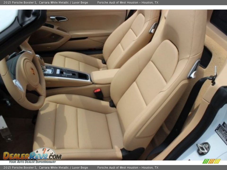 Front Seat of 2015 Porsche Boxster S Photo #13