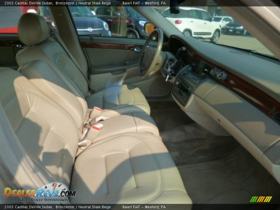 2003 Cadillac DeVille Sedan Bronzemist / Neutral Shale Beige Photo #10