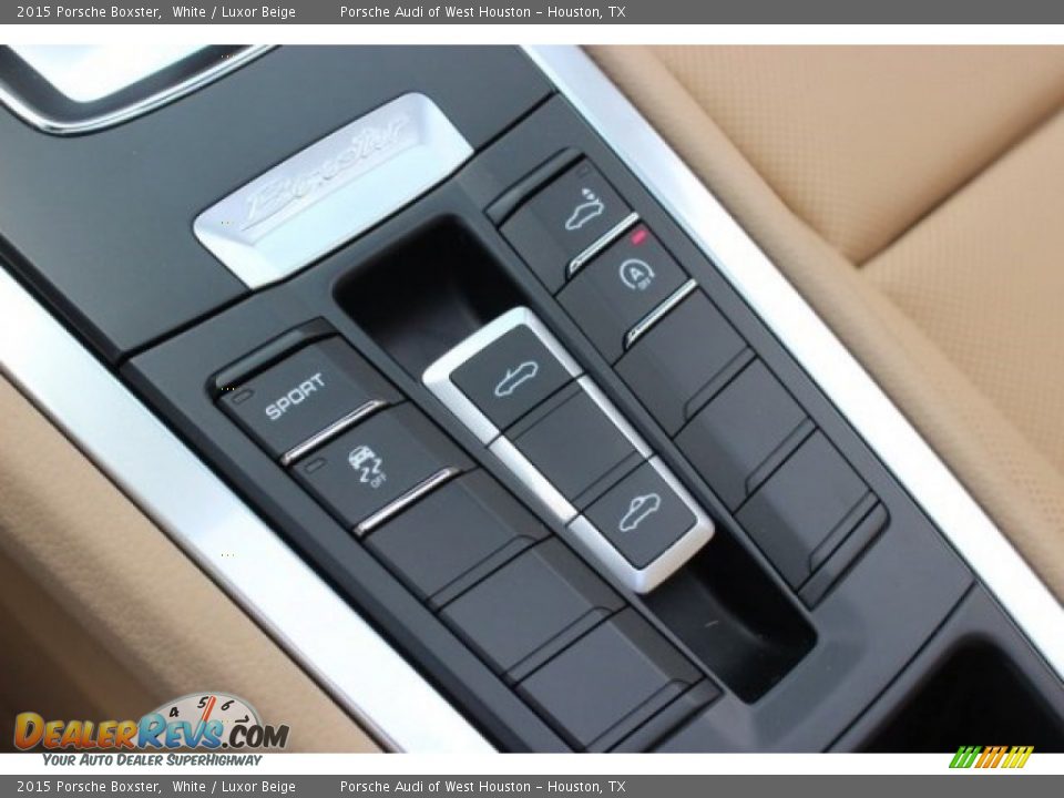 Controls of 2015 Porsche Boxster  Photo #21
