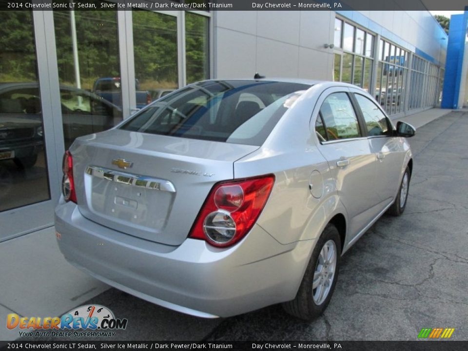 2014 Chevrolet Sonic LT Sedan Silver Ice Metallic / Dark Pewter/Dark Titanium Photo #4