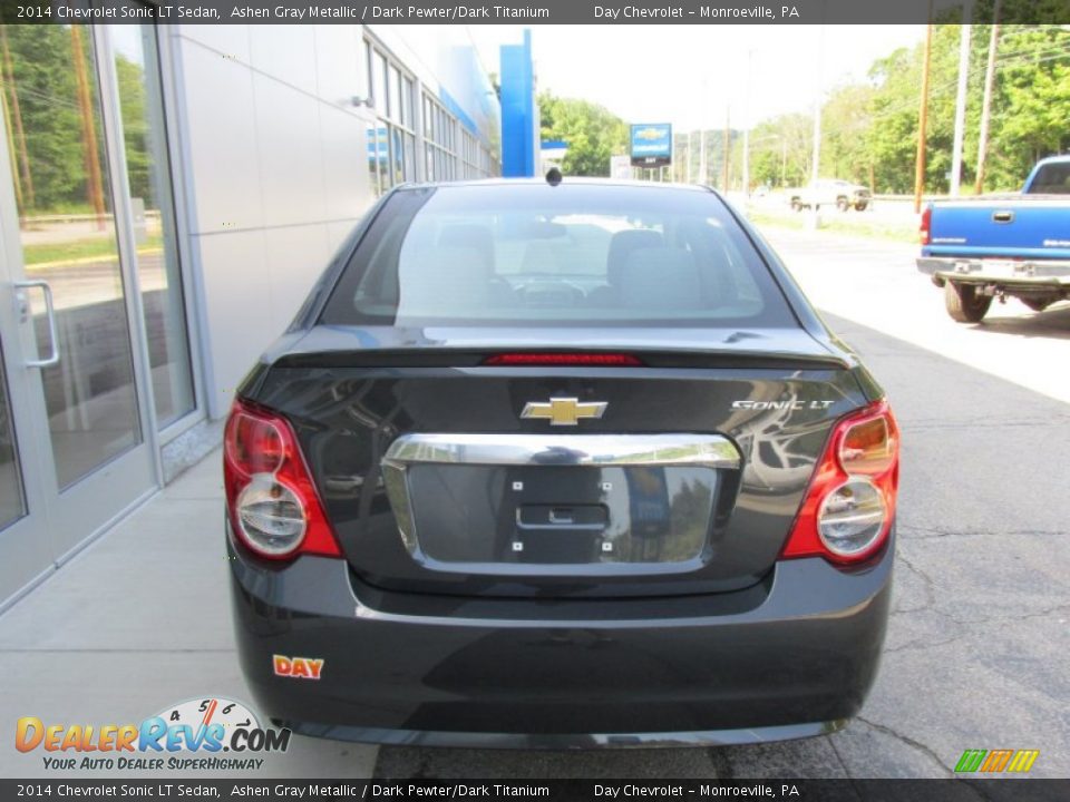 2014 Chevrolet Sonic LT Sedan Ashen Gray Metallic / Dark Pewter/Dark Titanium Photo #4