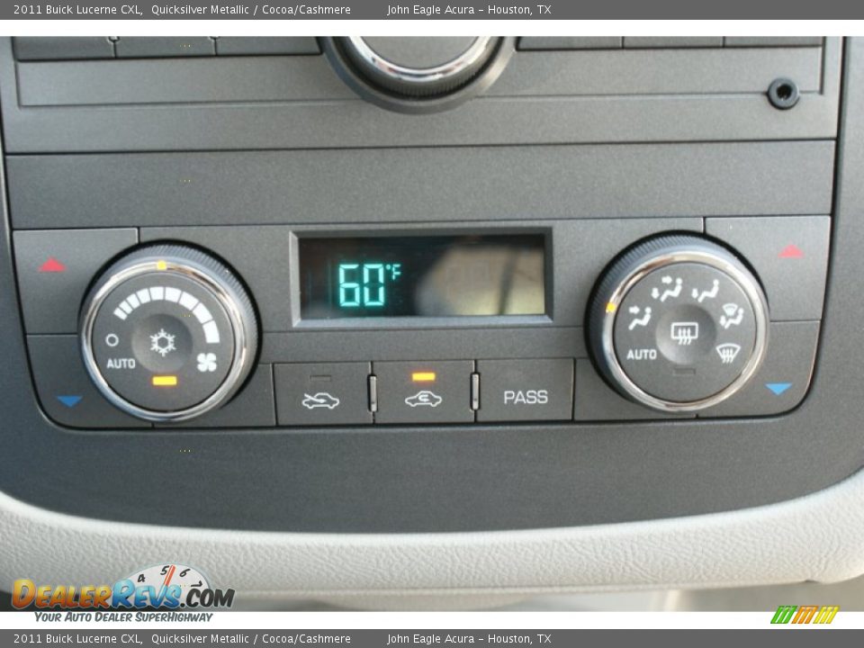 2011 Buick Lucerne CXL Quicksilver Metallic / Cocoa/Cashmere Photo #28