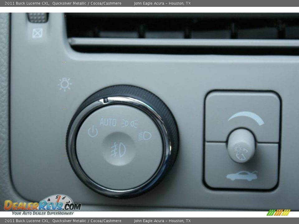 2011 Buick Lucerne CXL Quicksilver Metallic / Cocoa/Cashmere Photo #32