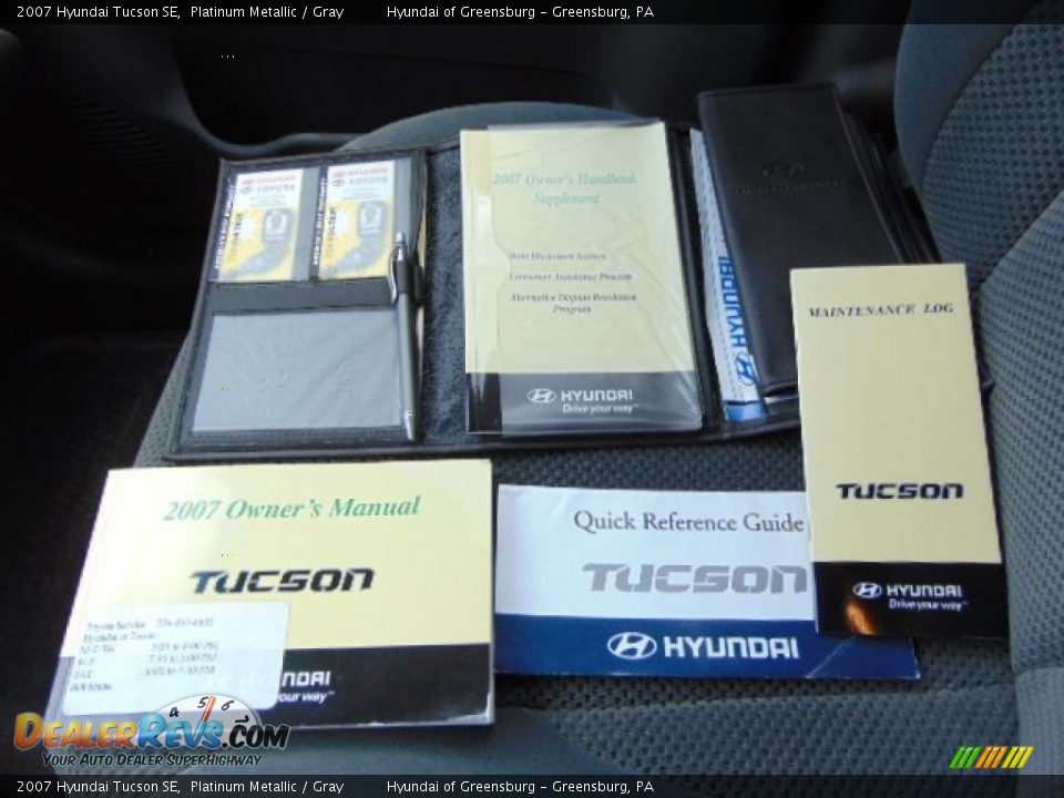 2007 Hyundai Tucson SE Platinum Metallic / Gray Photo #24