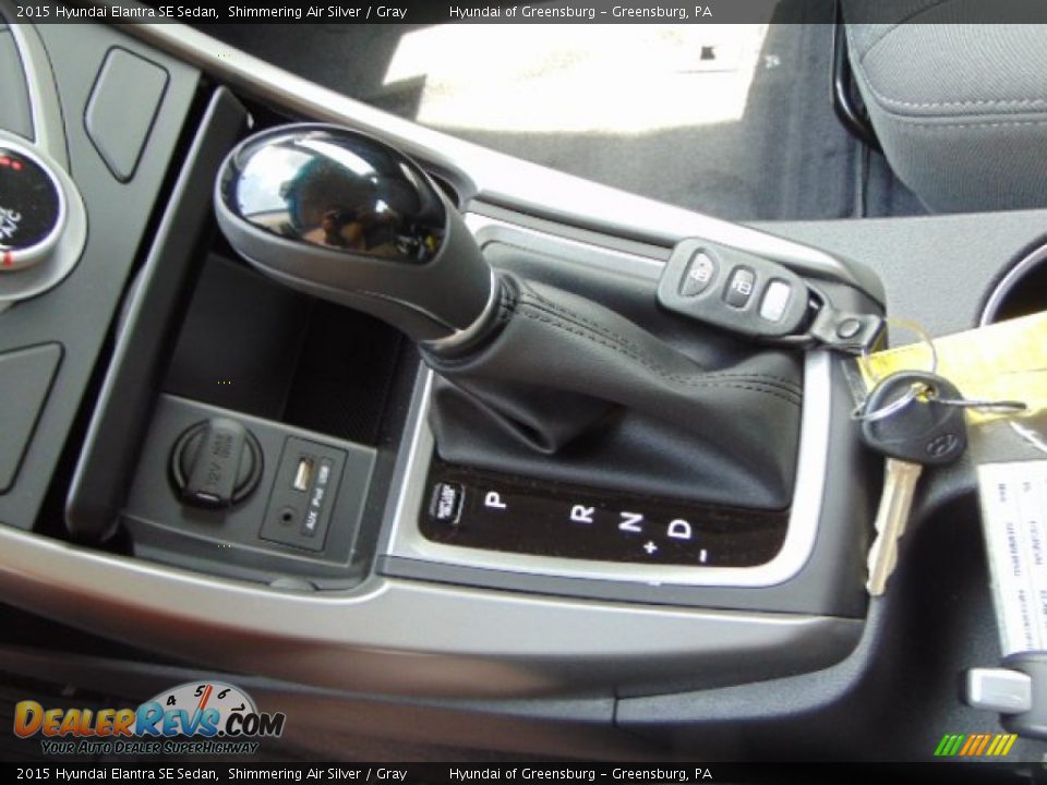 2015 Hyundai Elantra SE Sedan Shimmering Air Silver / Gray Photo #13