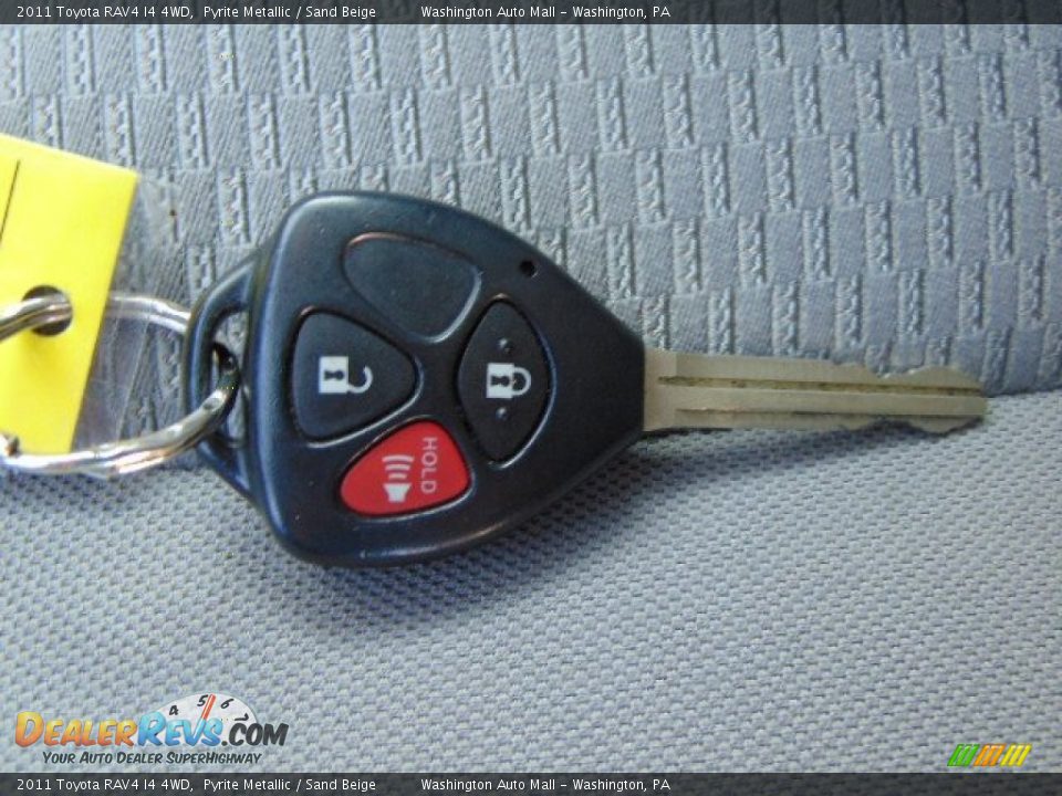 2011 Toyota RAV4 I4 4WD Pyrite Metallic / Sand Beige Photo #18