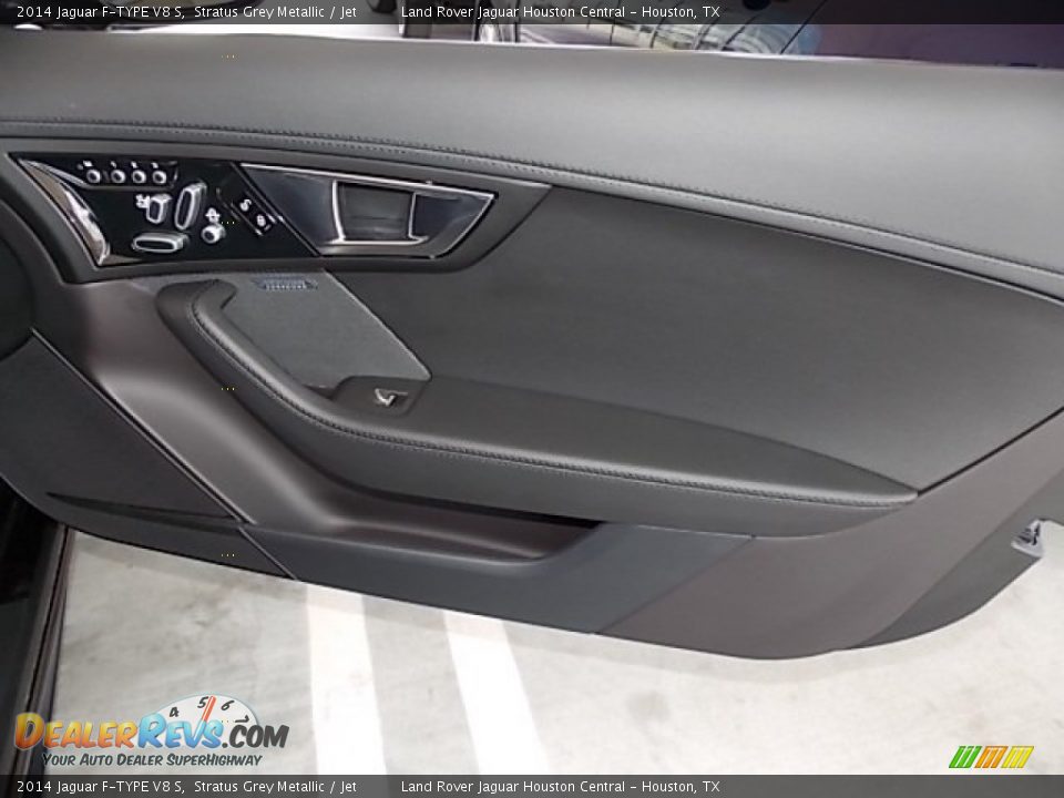 Door Panel of 2014 Jaguar F-TYPE V8 S Photo #20
