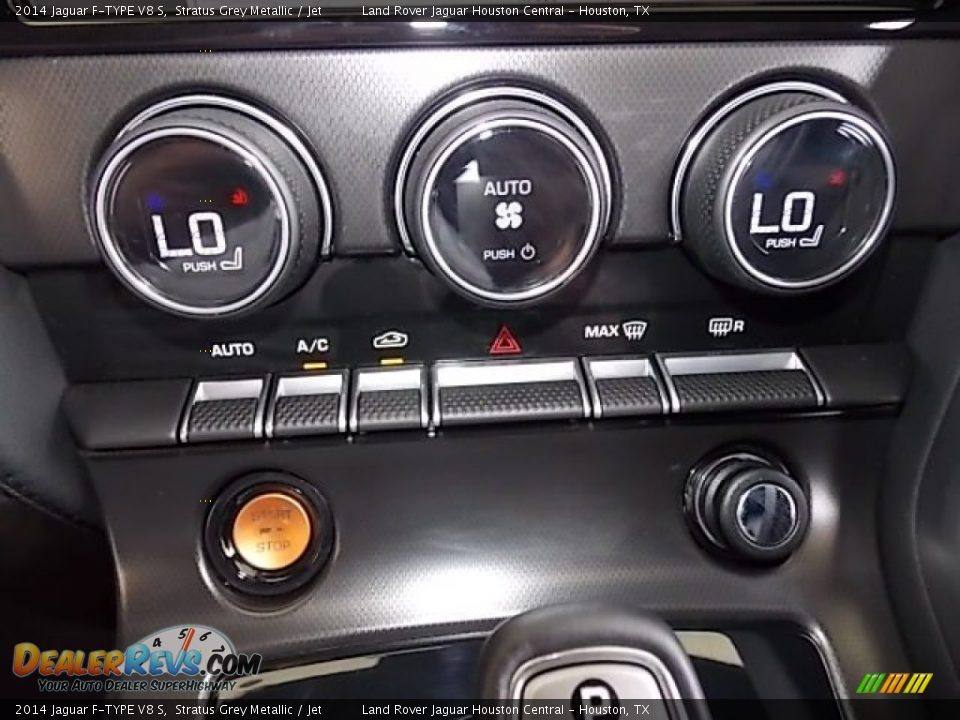 Controls of 2014 Jaguar F-TYPE V8 S Photo #36