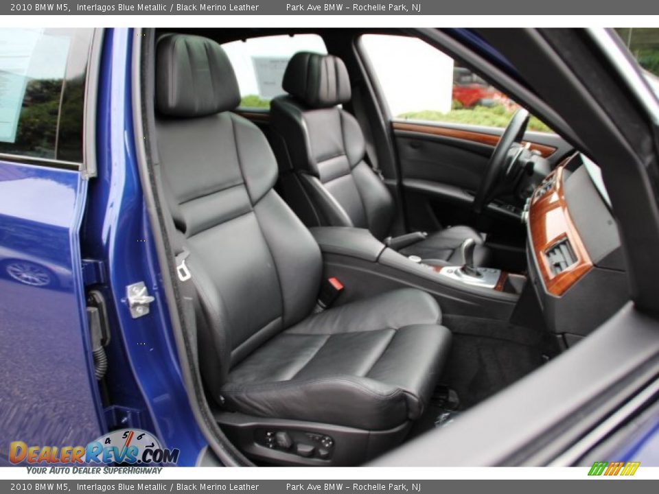 2010 BMW M5 Interlagos Blue Metallic / Black Merino Leather Photo #29