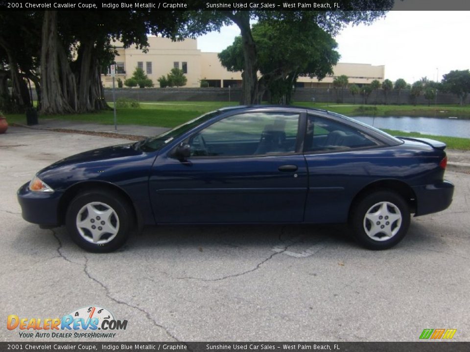 2001 Chevrolet Cavalier Coupe Indigo Blue Metallic / Graphite Photo #2