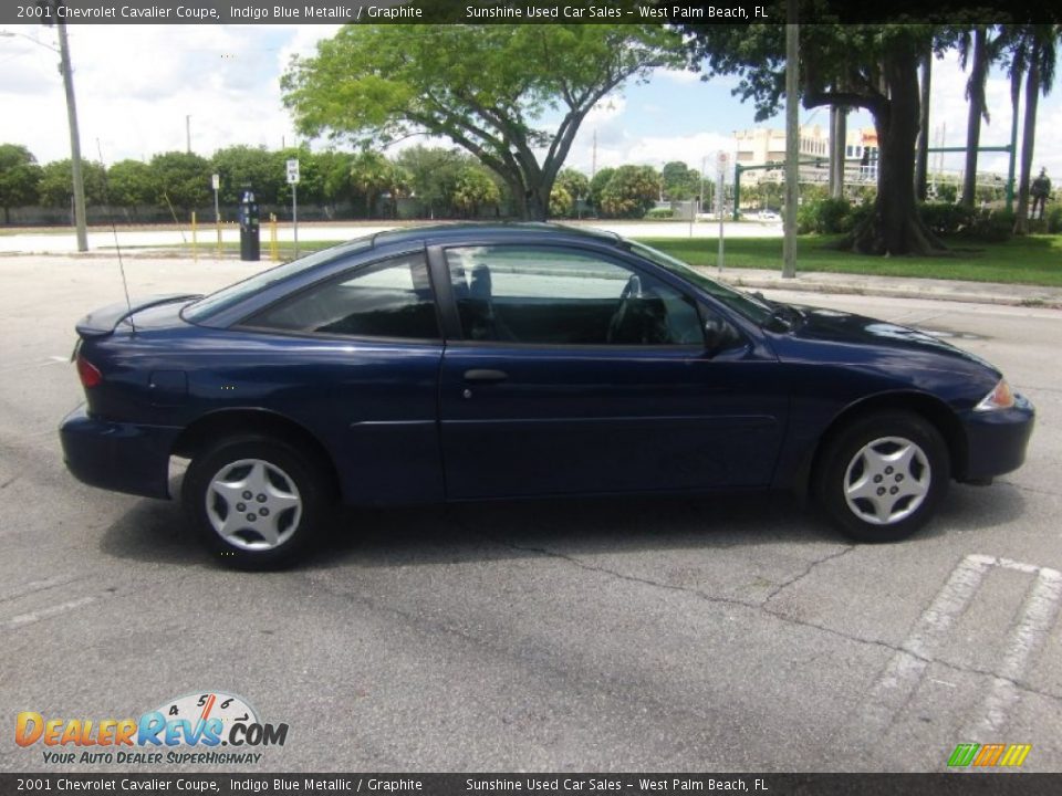 2001 Chevrolet Cavalier Coupe Indigo Blue Metallic / Graphite Photo #5