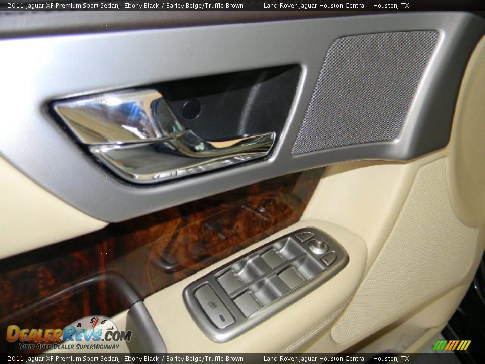 2011 Jaguar XF Premium Sport Sedan Ebony Black / Barley Beige/Truffle Brown Photo #36