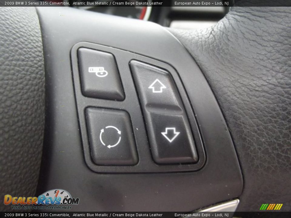 2009 BMW 3 Series 335i Convertible Atlantic Blue Metallic / Cream Beige Dakota Leather Photo #26