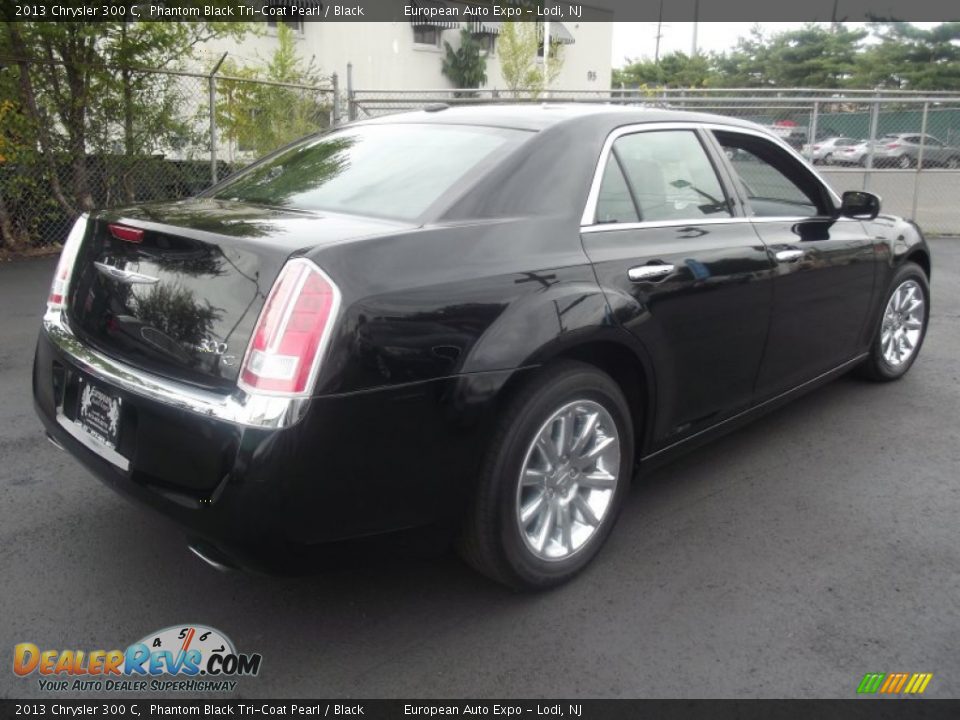 2013 Chrysler 300 C Phantom Black Tri-Coat Pearl / Black Photo #4