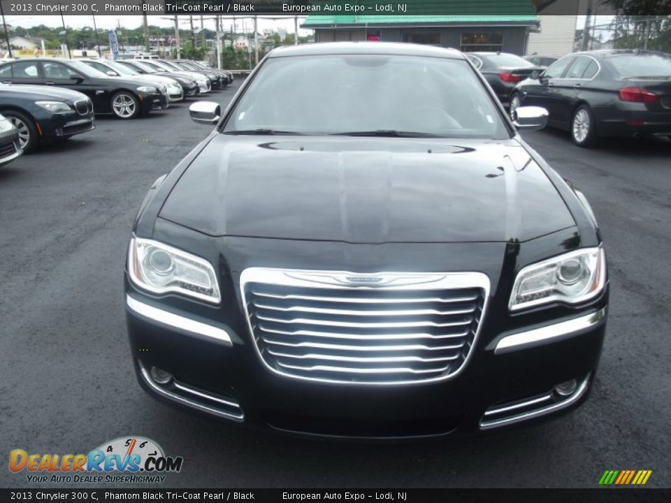 2013 Chrysler 300 C Phantom Black Tri-Coat Pearl / Black Photo #6