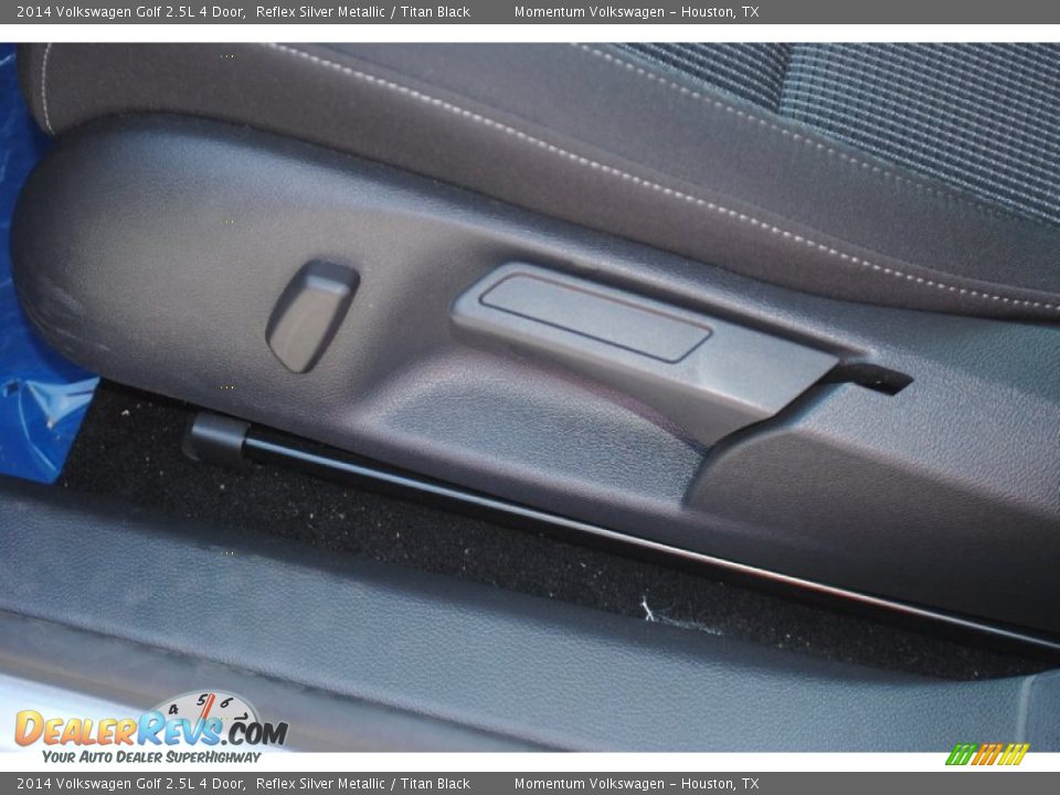 2014 Volkswagen Golf 2.5L 4 Door Reflex Silver Metallic / Titan Black Photo #18
