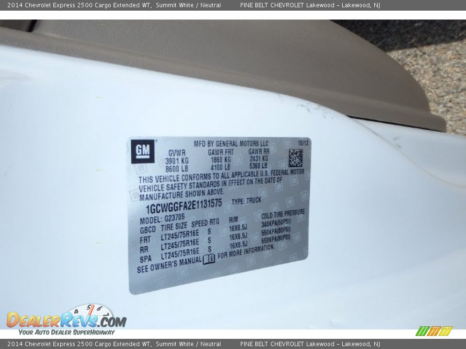 2014 Chevrolet Express 2500 Cargo Extended WT Summit White / Neutral Photo #25