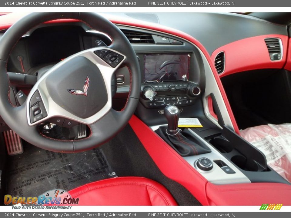 Dashboard of 2014 Chevrolet Corvette Stingray Coupe Z51 Photo #4
