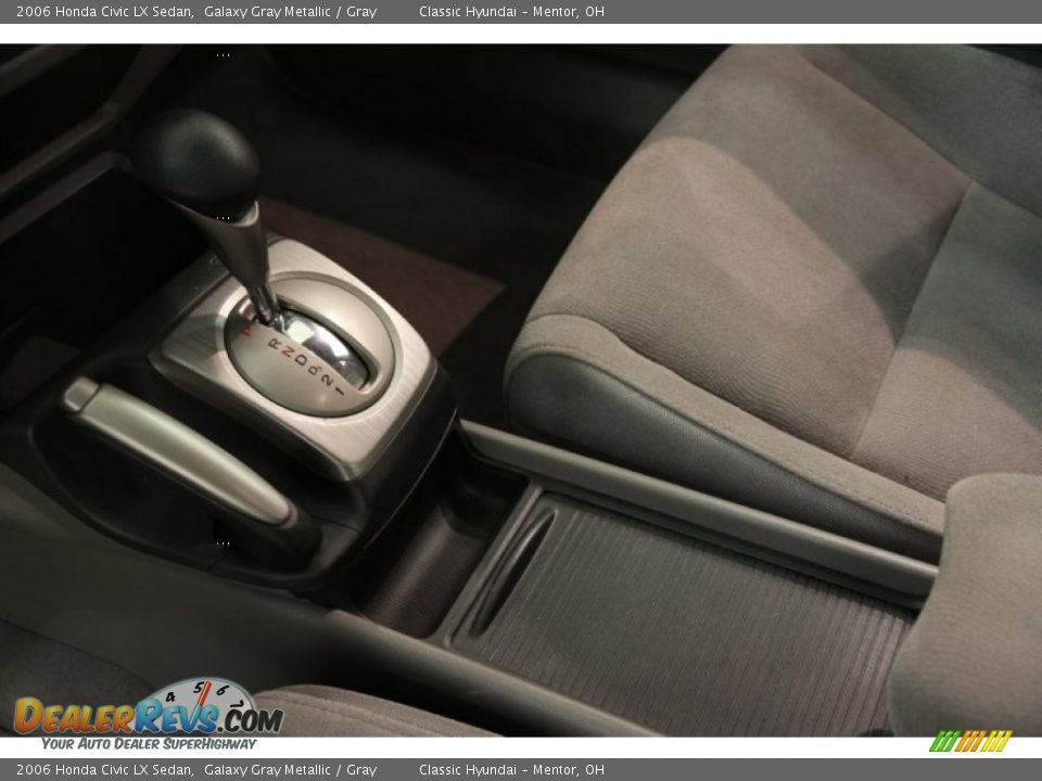 2006 Honda Civic LX Sedan Galaxy Gray Metallic / Gray Photo #10